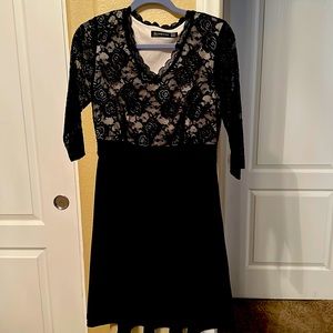 Homeyee black lace dress size L